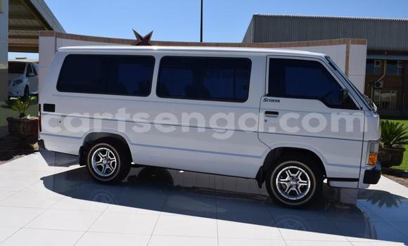 Buy Used Toyota Hiace White Car in Mbabane in Manzini Buy Used Toyota Hiace White Car in Mbabane in Manzini