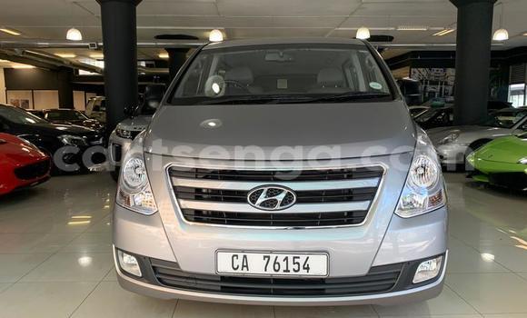 Acheter Occasion Voiture Hyundai H1 Gris à Ezulwini, Hhohho Acheter Occasion Voiture Hyundai H1 Gris à Ezulwini, Hhohho