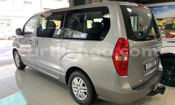 Acheter Occasion Voiture Hyundai H1 Gris à Ezulwini, Hhohho Acheter Occasion Voiture Hyundai H1 Gris à Ezulwini, Hhohho