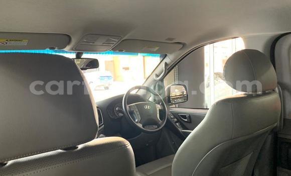 Acheter Occasion Voiture Hyundai H1 Gris à Ezulwini, Hhohho Acheter Occasion Voiture Hyundai H1 Gris à Ezulwini, Hhohho