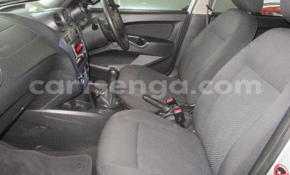 Acheter Occasion Voiture Ford Ikon Gris à Manzini, Manzini Acheter Occasion Voiture Ford Ikon Gris à Manzini, Manzini