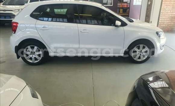 Acheter Occasion Voiture Volkswagen Polo Blanc à Manzini, Manzini Acheter Occasion Voiture Volkswagen Polo Blanc à Manzini, Manzini