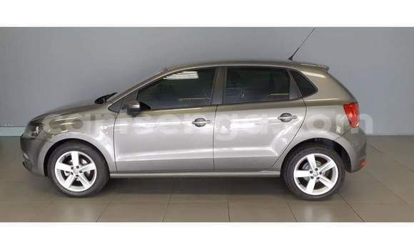 Acheter Occasion Voiture Volkswagen Polo Gris à Manzini, Manzini Acheter Occasion Voiture Volkswagen Polo Gris à Manzini, Manzini
