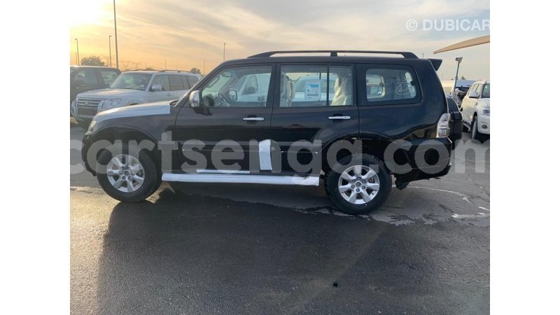 Big with watermark mitsubishi pajero hhohho import dubai 15750