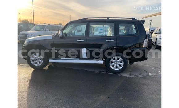 Nunua Imported Mitsubishi Pajero Black Gari ndani ya Import - Dubai nchini Hhohho Nunua Imported Mitsubishi Pajero Black Gari ndani ya Import - Dubai nchini Hhohho