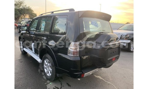 Nunua Imported Mitsubishi Pajero Black Gari ndani ya Import - Dubai nchini Hhohho Nunua Imported Mitsubishi Pajero Black Gari ndani ya Import - Dubai nchini Hhohho