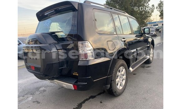 Nunua Imported Mitsubishi Pajero Black Gari ndani ya Import - Dubai nchini Hhohho Nunua Imported Mitsubishi Pajero Black Gari ndani ya Import - Dubai nchini Hhohho