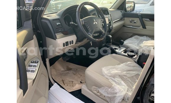 Nunua Imported Mitsubishi Pajero Black Gari ndani ya Import - Dubai nchini Hhohho Nunua Imported Mitsubishi Pajero Black Gari ndani ya Import - Dubai nchini Hhohho