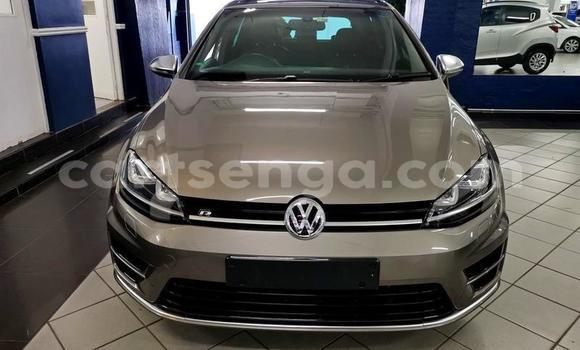 Nunua Ilio tumika Volkswagen Golf R Silver Gari ndani ya Ezulwini nchini Hhohho Nunua Ilio tumika Volkswagen Golf R Silver Gari ndani ya Ezulwini nchini Hhohho