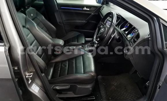 Nunua Ilio tumika Volkswagen Golf R Silver Gari ndani ya Ezulwini nchini Hhohho Nunua Ilio tumika Volkswagen Golf R Silver Gari ndani ya Ezulwini nchini Hhohho