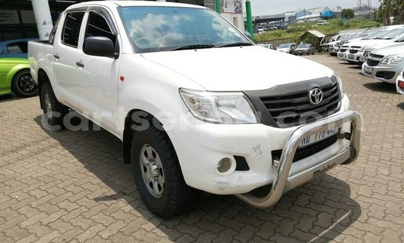 Acheter Occasion Voiture Toyota Hilux Blanc à Manzini, Manzini Acheter Occasion Voiture Toyota Hilux Blanc à Manzini, Manzini