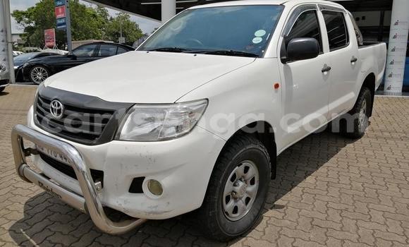 Acheter Occasion Voiture Toyota Hilux Blanc à Manzini, Manzini Acheter Occasion Voiture Toyota Hilux Blanc à Manzini, Manzini