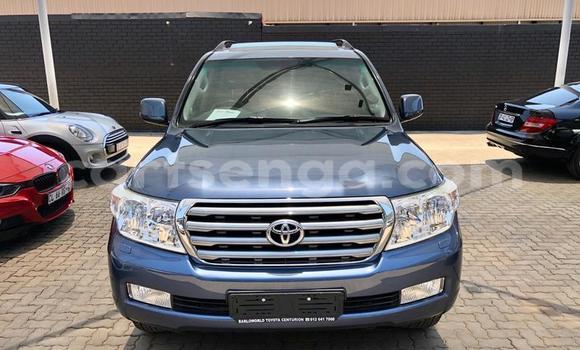 Nunua Ilio tumika Toyota Land Cruiser Prado Blue Gari ndani ya Ezulwini nchini Hhohho Nunua Ilio tumika Toyota Land Cruiser Prado Blue Gari ndani ya Ezulwini nchini Hhohho