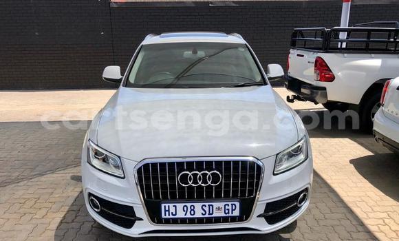 Nunua Ilio tumika Audi Q5 White Gari ndani ya Ezulwini nchini Hhohho Nunua Ilio tumika Audi Q5 White Gari ndani ya Ezulwini nchini Hhohho