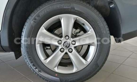 Acheter Occasion Voiture Toyota RAV4 Blanc à Manzini, Manzini Acheter Occasion Voiture Toyota RAV4 Blanc à Manzini, Manzini