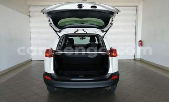 Acheter Occasion Voiture Toyota RAV4 Blanc à Manzini, Manzini Acheter Occasion Voiture Toyota RAV4 Blanc à Manzini, Manzini