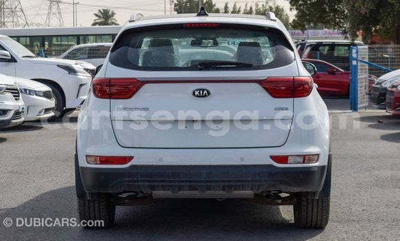 Acheter Import Voiture Kia Sportage Blanc à Import - Dubai, Hhohho Acheter Import Voiture Kia Sportage Blanc à Import - Dubai, Hhohho