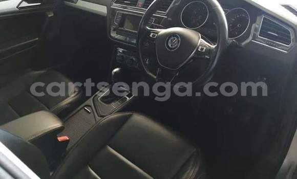 Acheter Occasion Voiture Volkswagen Tiguan Gris à Manzini, Manzini Acheter Occasion Voiture Volkswagen Tiguan Gris à Manzini, Manzini