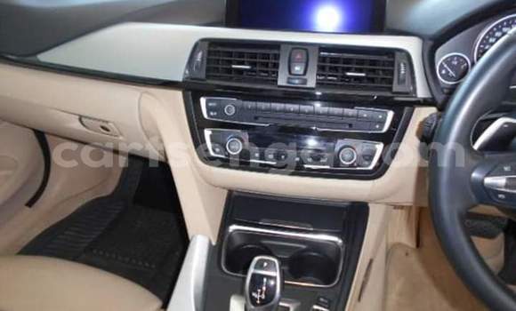 Acheter Occasion Voiture BMW 4er Bleu à Manzini, Manzini Acheter Occasion Voiture BMW 4er Bleu à Manzini, Manzini