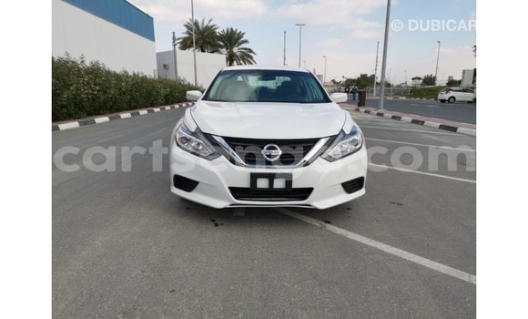 Buy Import Nissan Altima White Car in Import - Dubai in Hhohho Buy Import Nissan Altima White Car in Import - Dubai in Hhohho