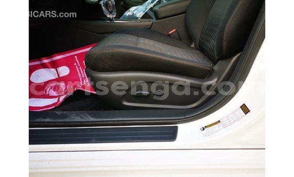 Buy Import Nissan Altima White Car in Import - Dubai in Hhohho Buy Import Nissan Altima White Car in Import - Dubai in Hhohho