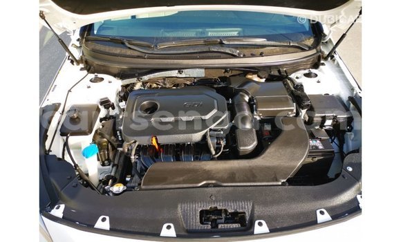 Acheter Import Voiture Hyundai Sonata Blanc à Import - Dubai, Hhohho Acheter Import Voiture Hyundai Sonata Blanc à Import - Dubai, Hhohho