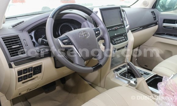 Buy Import Toyota Land Cruiser Black Car in Import - Dubai in Hhohho Buy Import Toyota Land Cruiser Black Car in Import - Dubai in Hhohho