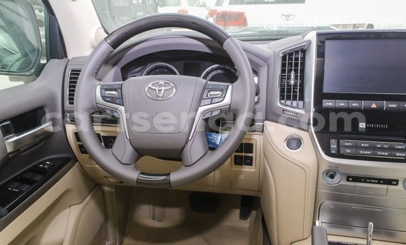 Buy Import Toyota Land Cruiser Black Car in Import - Dubai in Hhohho Buy Import Toyota Land Cruiser Black Car in Import - Dubai in Hhohho