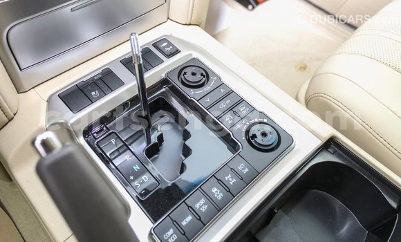 Buy Import Toyota Land Cruiser Black Car in Import - Dubai in Hhohho Buy Import Toyota Land Cruiser Black Car in Import - Dubai in Hhohho