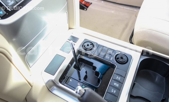 Buy Import Toyota Land Cruiser White Car in Import - Dubai in Hhohho Buy Import Toyota Land Cruiser White Car in Import - Dubai in Hhohho