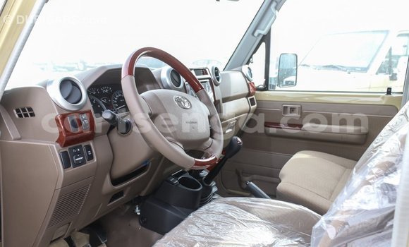 Buy Import Toyota Land Cruiser Beige Car in Import - Dubai in Hhohho Buy Import Toyota Land Cruiser Beige Car in Import - Dubai in Hhohho