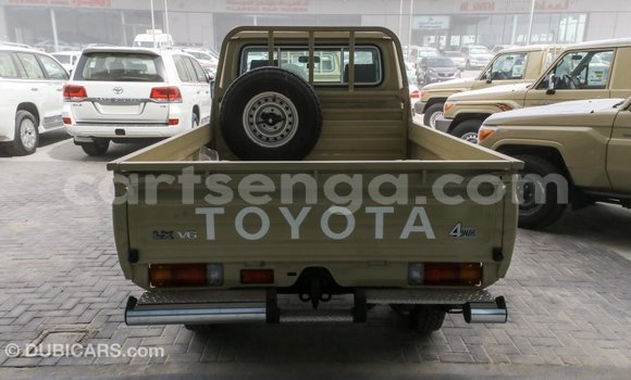 Buy Import Toyota Land Cruiser Beige Car in Import - Dubai in Hhohho Buy Import Toyota Land Cruiser Beige Car in Import - Dubai in Hhohho