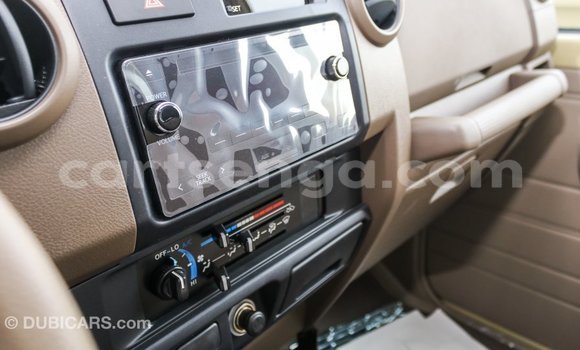Buy Import Toyota Land Cruiser Beige Car in Import - Dubai in Hhohho Buy Import Toyota Land Cruiser Beige Car in Import - Dubai in Hhohho