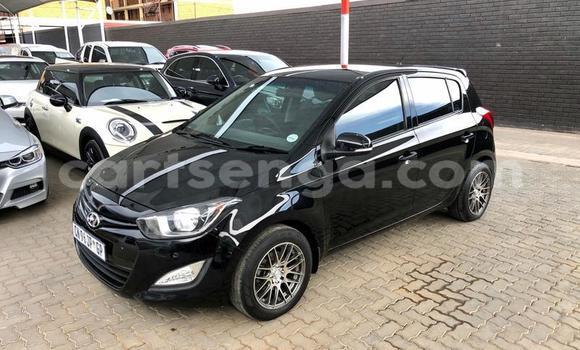 Nunua Ilio tumika Hyundai i20 Black Gari ndani ya Ezulwini nchini Hhohho Nunua Ilio tumika Hyundai i20 Black Gari ndani ya Ezulwini nchini Hhohho