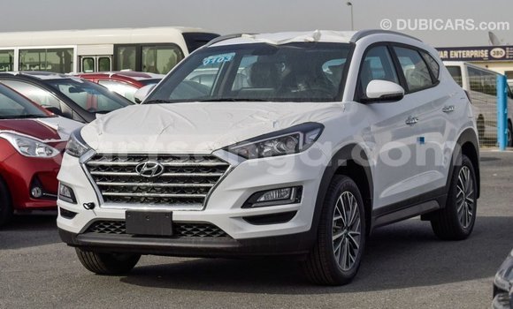 Acheter Import Voiture Hyundai Tucson Blanc à Import - Dubai, Hhohho Acheter Import Voiture Hyundai Tucson Blanc à Import - Dubai, Hhohho