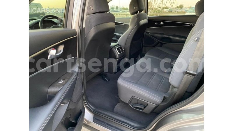 Big with watermark kia sorento hhohho import dubai 15832