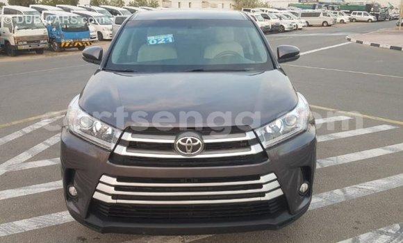 Buy Import Toyota Highlander Other Car in Import - Dubai in Hhohho Buy Import Toyota Highlander Other Car in Import - Dubai in Hhohho