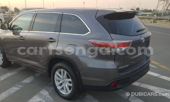 Buy Import Toyota Highlander Other Car in Import - Dubai in Hhohho Buy Import Toyota Highlander Other Car in Import - Dubai in Hhohho