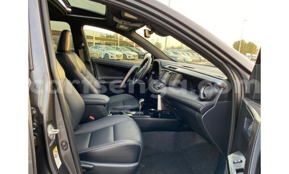 Buy Import Toyota 4Runner Other Car in Import - Dubai in Hhohho Buy Import Toyota 4Runner Other Car in Import - Dubai in Hhohho