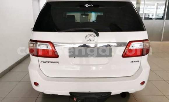Acheter Occasion Voiture Toyota Fortuner Blanc à Manzini, Manzini Acheter Occasion Voiture Toyota Fortuner Blanc à Manzini, Manzini