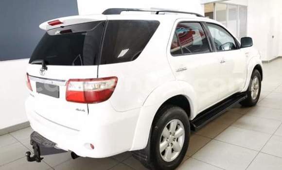 Acheter Occasion Voiture Toyota Fortuner Blanc à Manzini, Manzini Acheter Occasion Voiture Toyota Fortuner Blanc à Manzini, Manzini