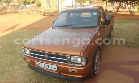 Acheter Occasion Voiture Toyota Hilux Marron à Manzini, Manzini Acheter Occasion Voiture Toyota Hilux Marron à Manzini, Manzini