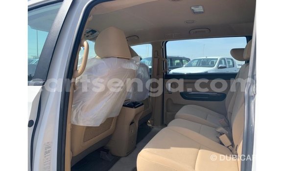 Buy Import Kia Carnival White Car in Import - Dubai in Hhohho Buy Import Kia Carnival White Car in Import - Dubai in Hhohho
