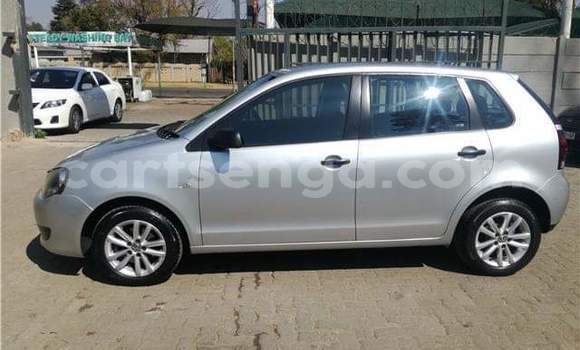 Acheter Occasion Voiture Volkswagen Polo Gris à Manzini, Manzini Acheter Occasion Voiture Volkswagen Polo Gris à Manzini, Manzini