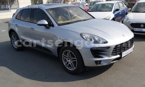 Acheter Import Voiture Porsche Macan Autre à Import - Dubai, Hhohho Acheter Import Voiture Porsche Macan Autre à Import - Dubai, Hhohho
