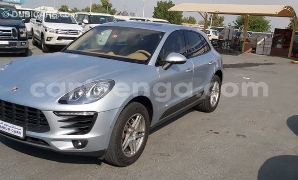 Acheter Import Voiture Porsche Macan Autre à Import - Dubai, Hhohho Acheter Import Voiture Porsche Macan Autre à Import - Dubai, Hhohho