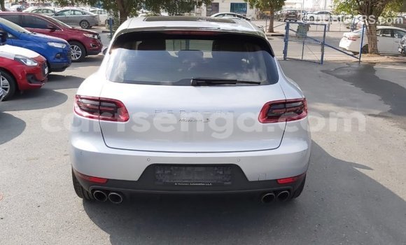Acheter Import Voiture Porsche Macan Autre à Import - Dubai, Hhohho Acheter Import Voiture Porsche Macan Autre à Import - Dubai, Hhohho