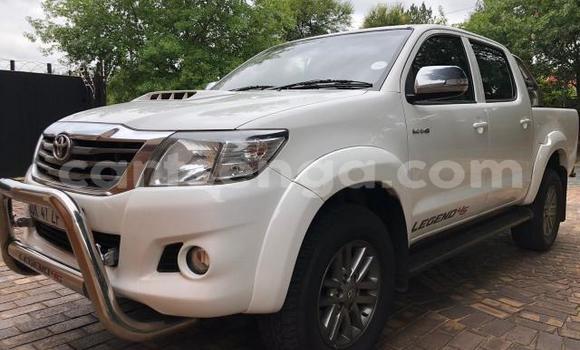 Acheter Occasion Voiture Toyota Hilux Blanc à Manzini, Manzini Acheter Occasion Voiture Toyota Hilux Blanc à Manzini, Manzini