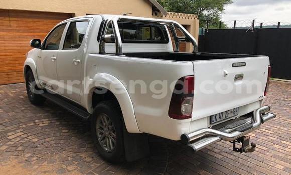 Acheter Occasion Voiture Toyota Hilux Blanc à Manzini, Manzini Acheter Occasion Voiture Toyota Hilux Blanc à Manzini, Manzini