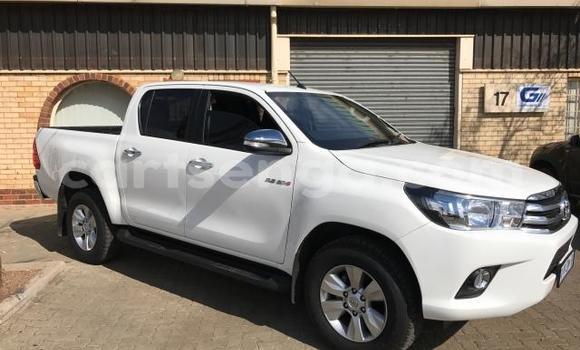 Acheter Occasion Voiture Toyota Hilux Blanc à Manzini, Manzini Acheter Occasion Voiture Toyota Hilux Blanc à Manzini, Manzini